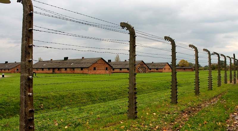 Como ir de Cracovia a Auschwitz