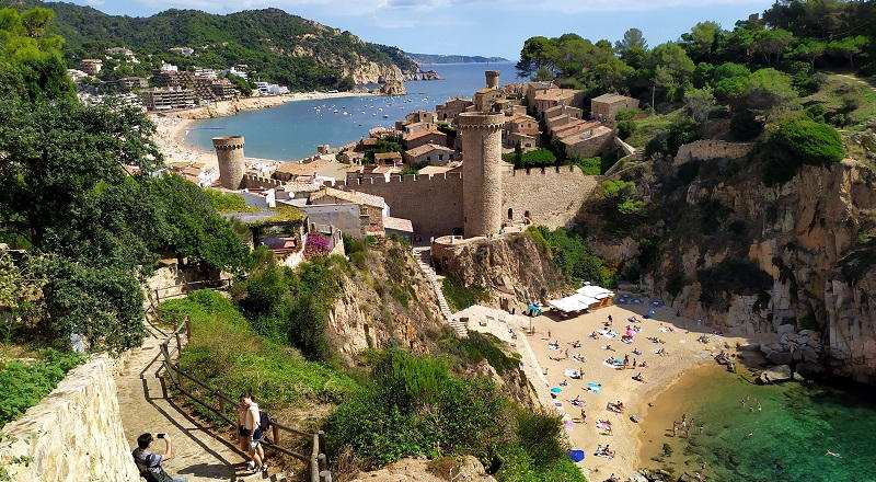 ¡Oye! 38+  Listas de Donde Esta Tossa De Mar? De media, los hoteles de 3 estrellas en tossa de mar valen € 130,18 por noche, y dormir en un 4 estrellas en tossa de mar cuesta € 171,25 la noche.